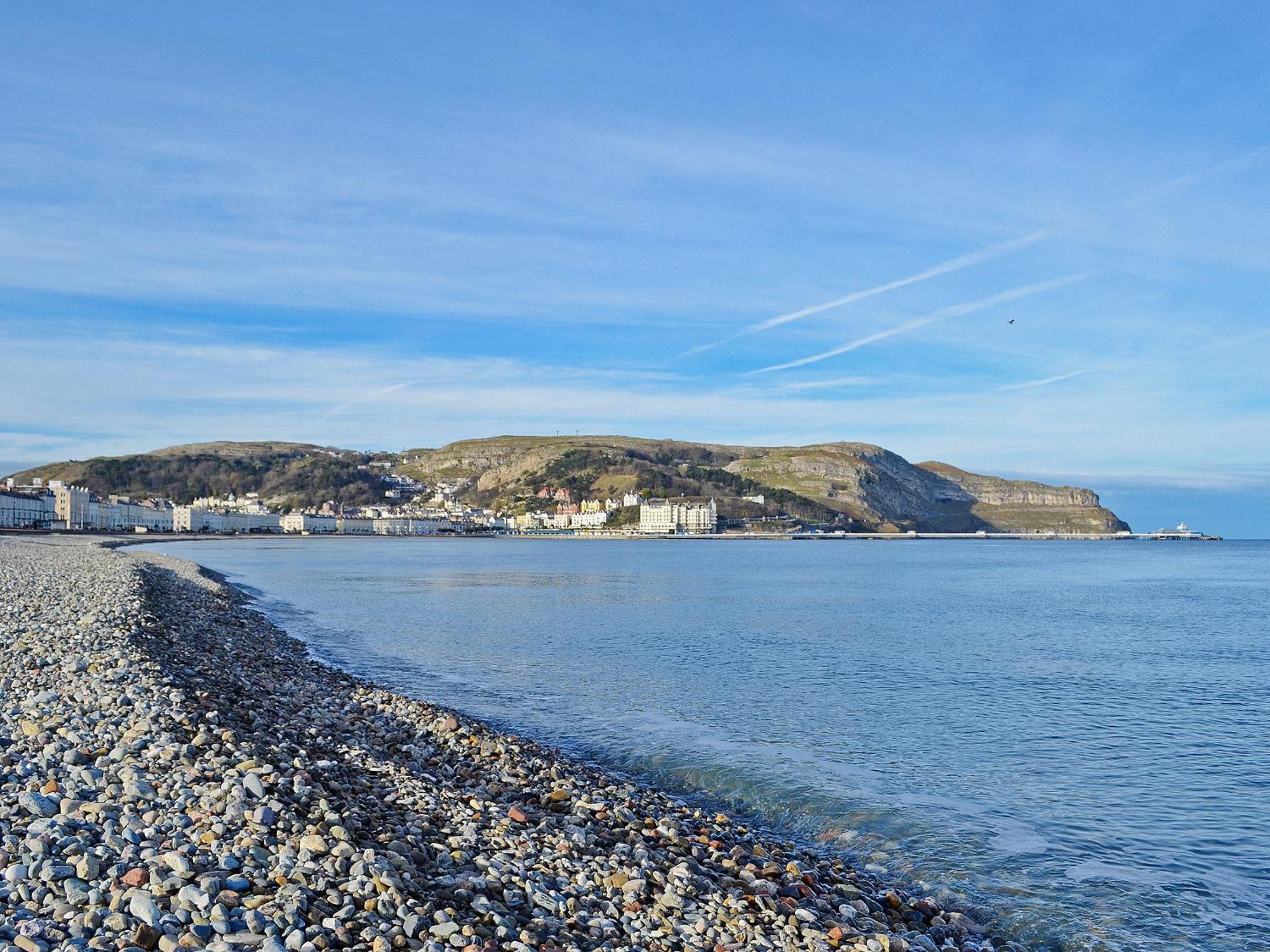 Granary Cottage Penrhyn Bay Buitenkant foto