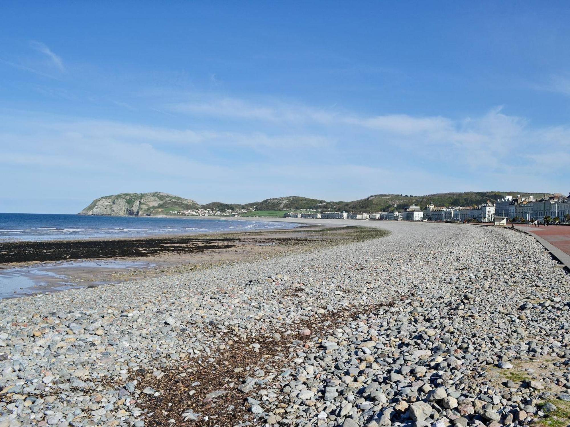 Granary Cottage Penrhyn Bay Buitenkant foto